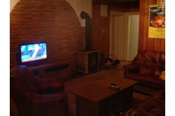 Slovensko Chata Špania Dolina, Exteriér